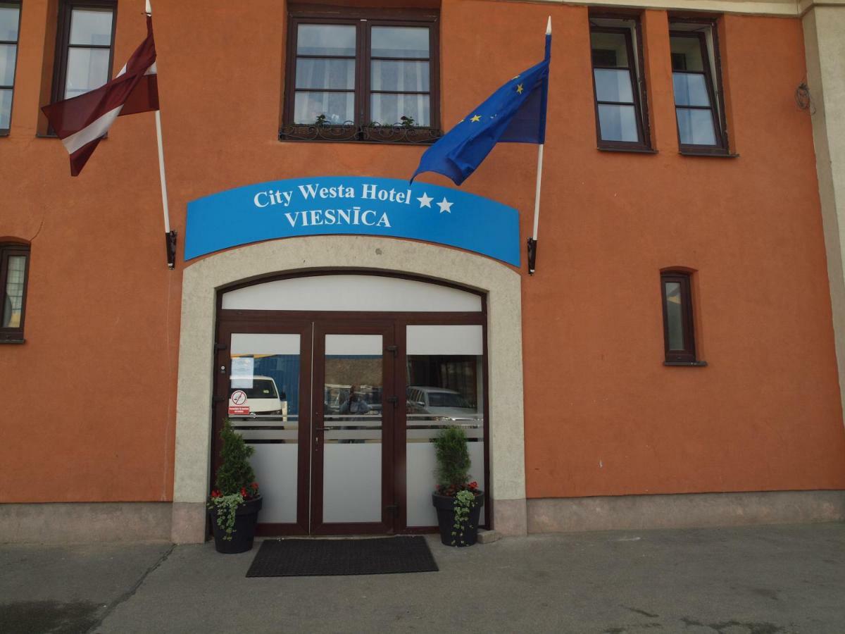 City Westa Hotel Рига Экстерьер фото